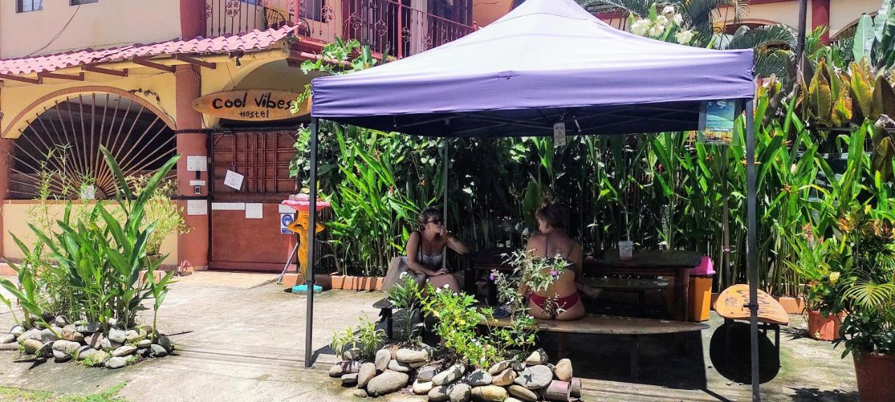 Cool Vibes Beach Hostel Dominical Exterior foto