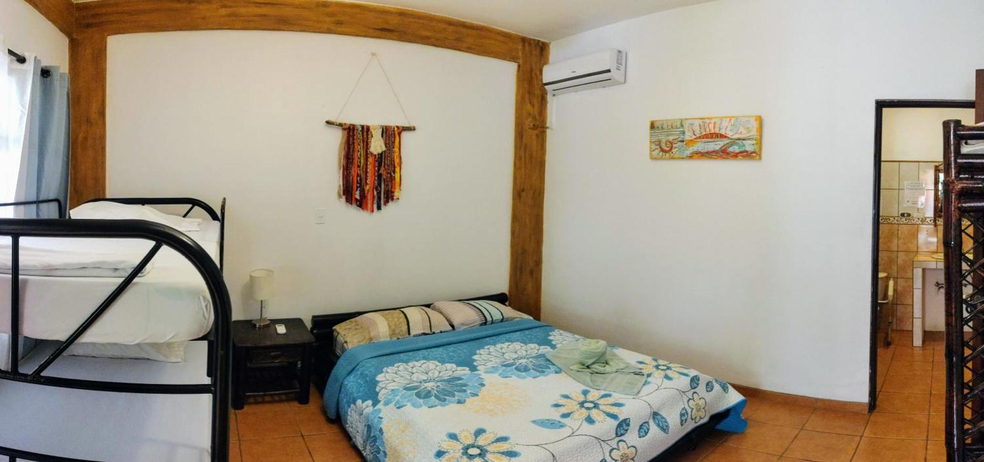 Cool Vibes Beach Hostel Dominical Exterior foto