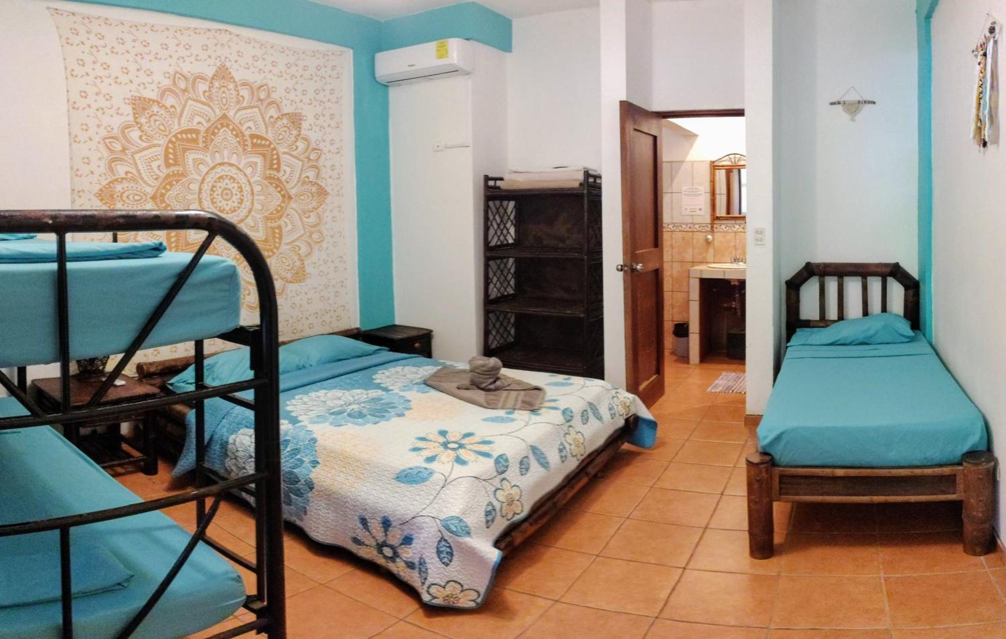 Cool Vibes Beach Hostel Dominical Exterior foto